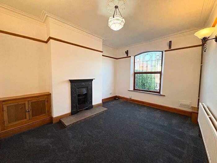 3 Bedroom Terraced House To Rent In Thicketford Road, Bolton, BL2