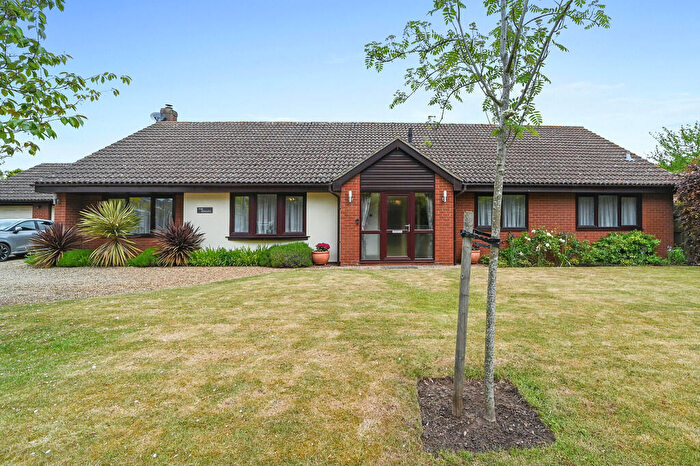 4 Bedroom Detached House For Sale In Nacton, Ipswich, IP10