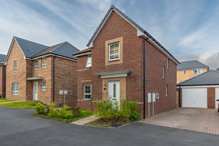 4 Bedroom Detached House For Sale In Buttercup Drive, NE15
