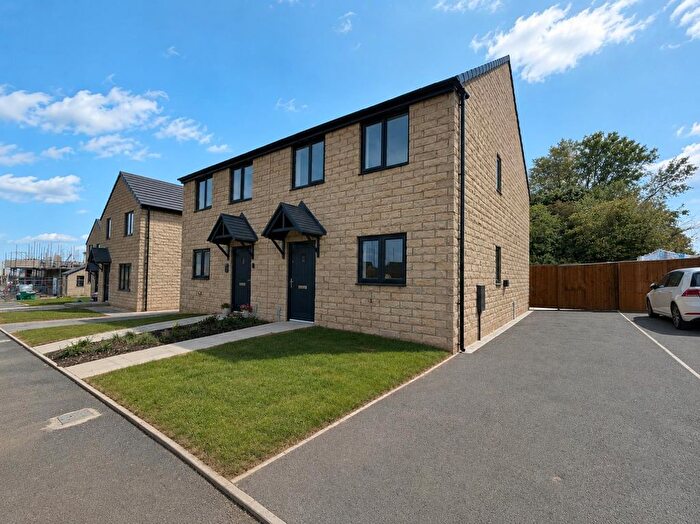3 Bedroom Semi-Detached House To Rent In Orchid Avenue, Goldthorpe, Rotherham, S63