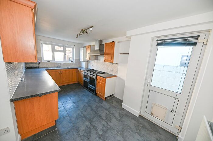 2 Bedroom Terraced House To Rent In Aylesbury Road, Portsmouth, PO2