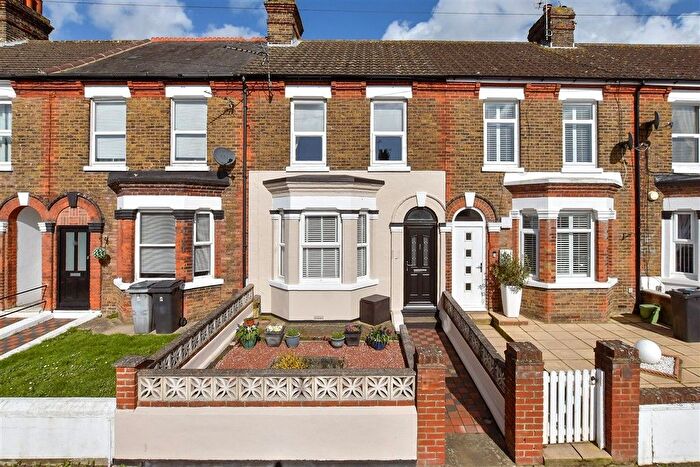 3 Bedroom Terraced House For Sale In Heathfield Avenue, Dover, Kent, CT16