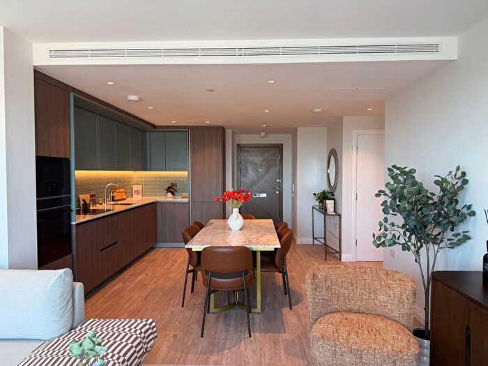 3 Bedroom Apartment For Sale In The Pinnacle - Oval Village -, SE11