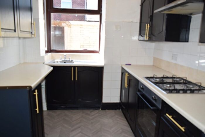 2 Bedroom Property To Rent In Suffolk Street, Blackburn, BB2