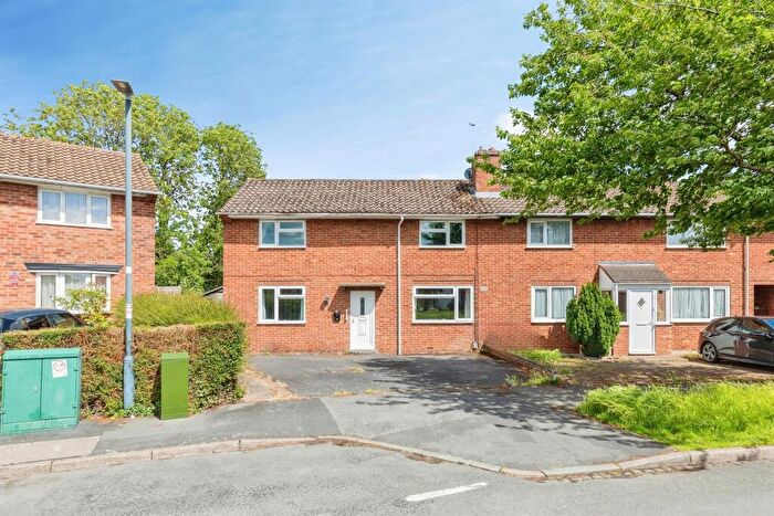 3 Bedroom End Of Terrace House For Sale In Broadway, Leamington Spa, CV32
