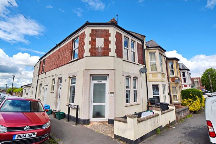 1 Bedroom Apartment To Rent In Chessel Street, Bedminster, Bristol, Bristol, BS3