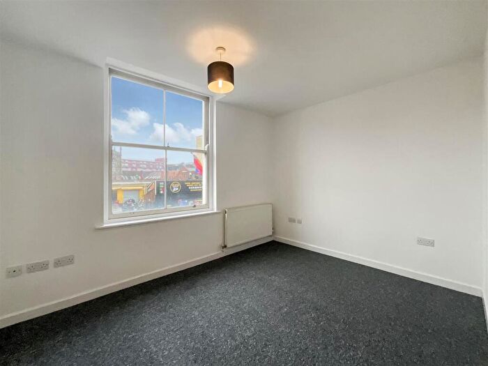1 Bedroom Apartment For Sale In West Street, St. Philips, Bristol, BS2