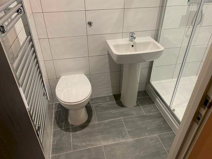 2 Bedroom Apartment To Rent In Cape Street, Bradford, West Yorkshire, BD1