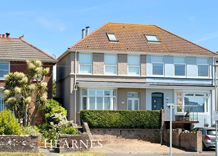 5 Bedroom Semi Detached House For Sale In Sterte Esplanade, Poole, BH15