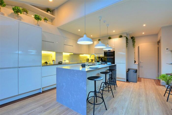 Property To Rent In Red Lion Lane, London, SE18