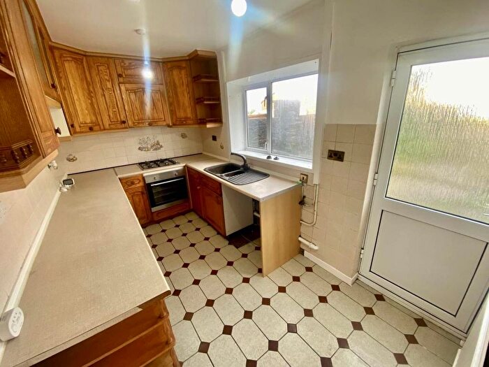3 Bedroom Property To Rent In Rhodfar Brain, Ravenhill, Swansea, SA5