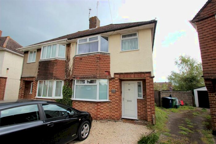 3 Bedroom House To Rent In Herschel Crescent, Littlemore, OX4