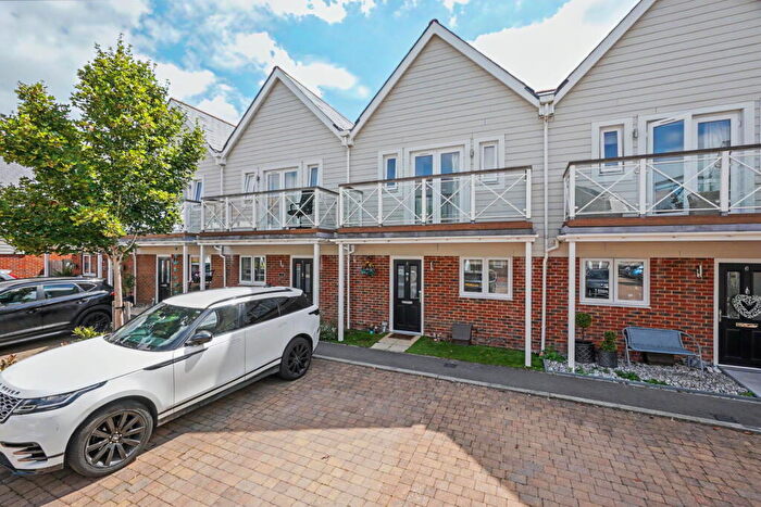 3 Bedroom Terraced House For Sale In Chapman Close, Holborough Lakes, ME6