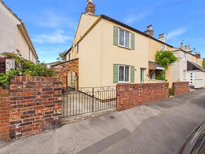 3 Bedroom Semi-Detached House For Sale In Alstone Lane, Cheltenham, Gloucestershire, GL51