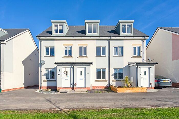 3 Bedroom Terraced House For Sale In Glider Avenue, Haywood Village - No Chain, BS24