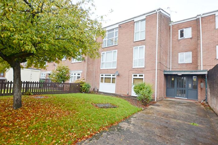 2 Bedroom Flat For Sale In Donvale Road, Washington, NE37