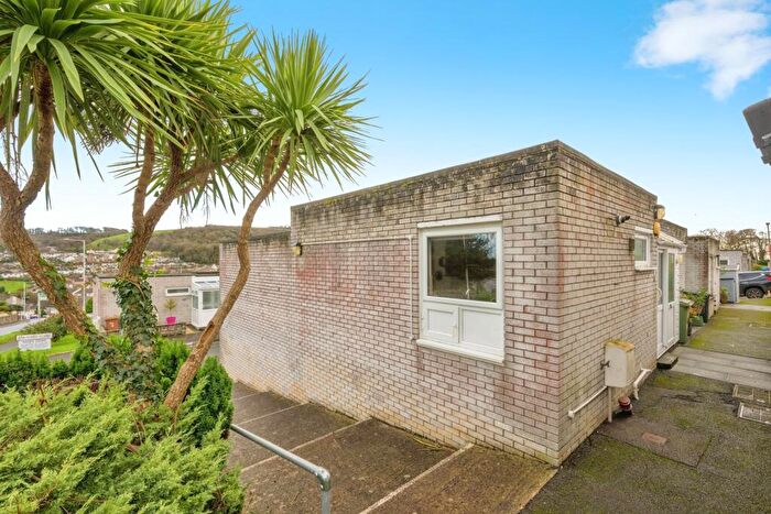 3 Bedroom Bungalow For Sale In Stamford Close, Plymouth, Devon, PL9
