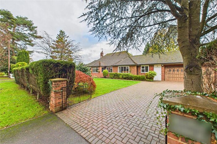 3 Bedroom Detached House For Sale In Pine Grove, East Grinstead, West Sussex, RH19