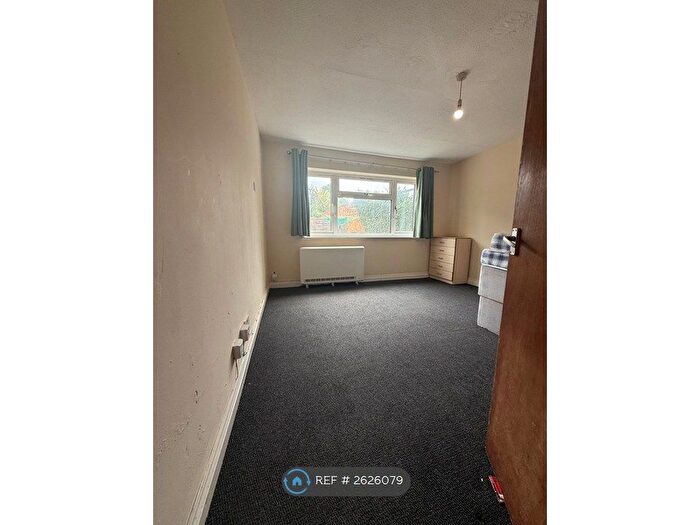 Studio To Rent In Byron Court, Cheshunt, Waltham Cross, EN8