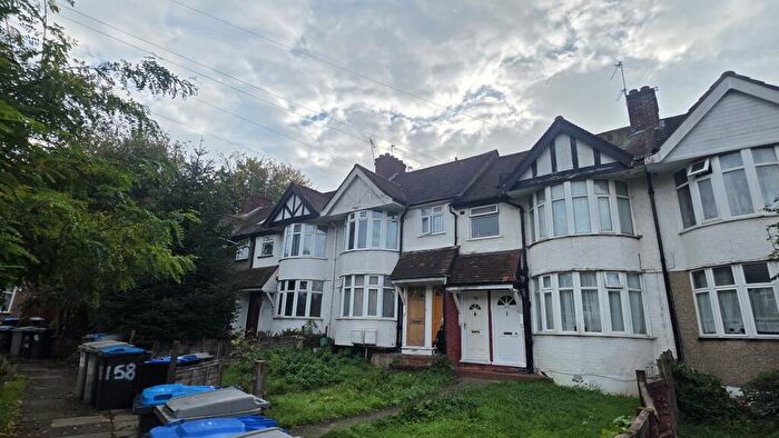 1 Bedroom Flat For Sale In A. Braemar Avenue, London, NW10