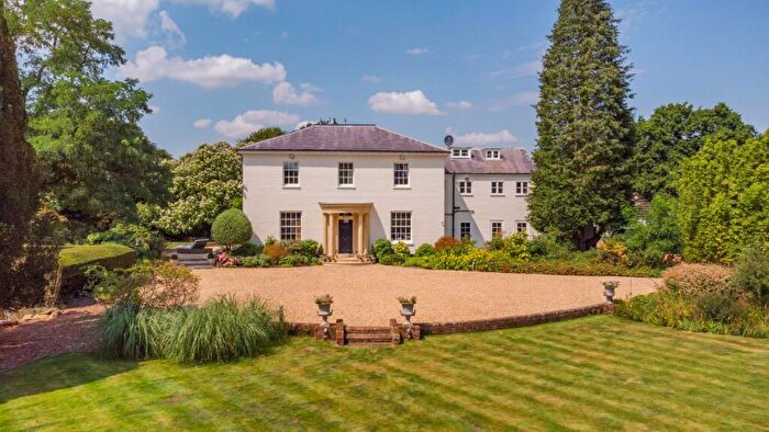 6 Bedroom Detached House For Sale In Sandleheath, Fordingbridge, Hampshire, SP6