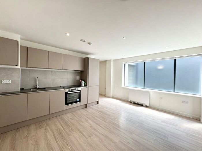 1 Bedroom Apartment To Rent In Linacre House, Exeter, EX1