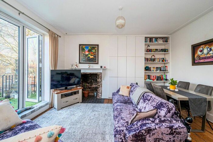 2 Bedroom Flat To Rent In Hillmarton Road, Hillmarton Conservation Area, London, N7