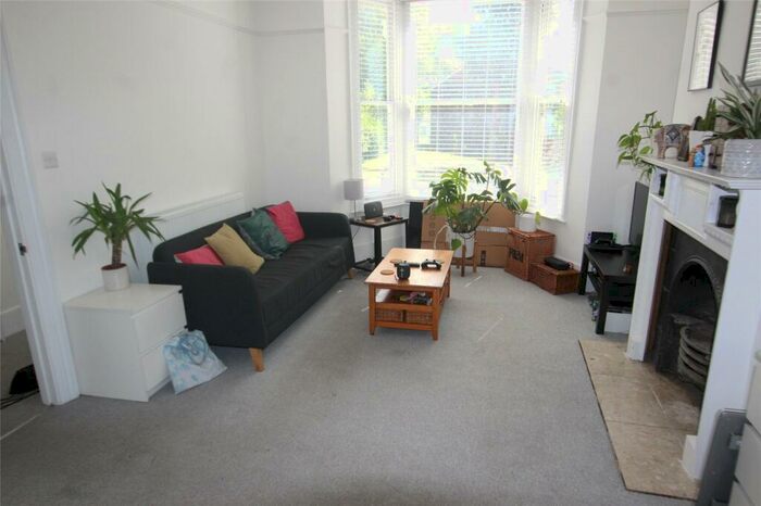 5 Bedroom End Of Terrace House To Rent In Catford Hill, London, SE6