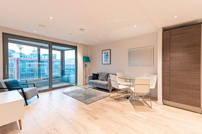 1 Bedroom Flat To Rent In Camley Street, London, N1C