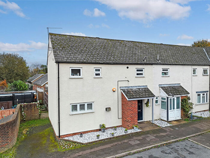 3 Bedroom Semi-Detached House For Sale In Turners Close, Ongar, CM5