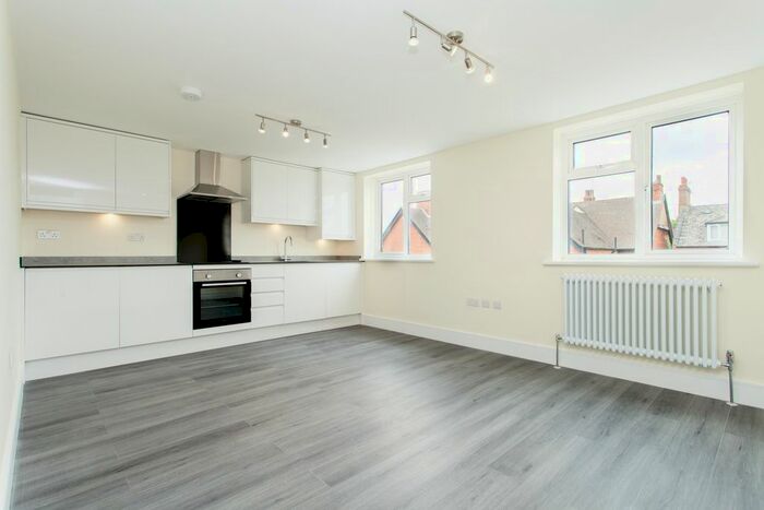 1 Bedroom Flat To Rent In Church Lane, Crouch End, N8
