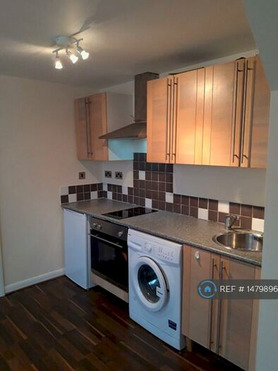 1 Bedroom Flat To Rent In Abbey Apartments, Keynsham, Bristol, BS31