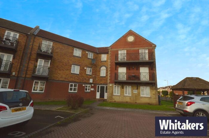2 Bedroom Flat To Rent In Lancelot Court, Hull, HU9