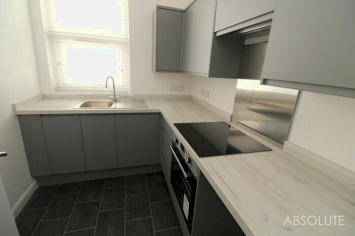 2 Bedroom Flat To Rent In Fore Street, St. Marychurch, Torquay, Devon TQ1