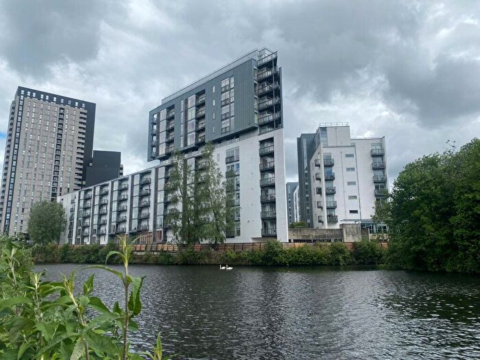 2 Bedroom Flat To Rent In Vie Building, Manchester, M3