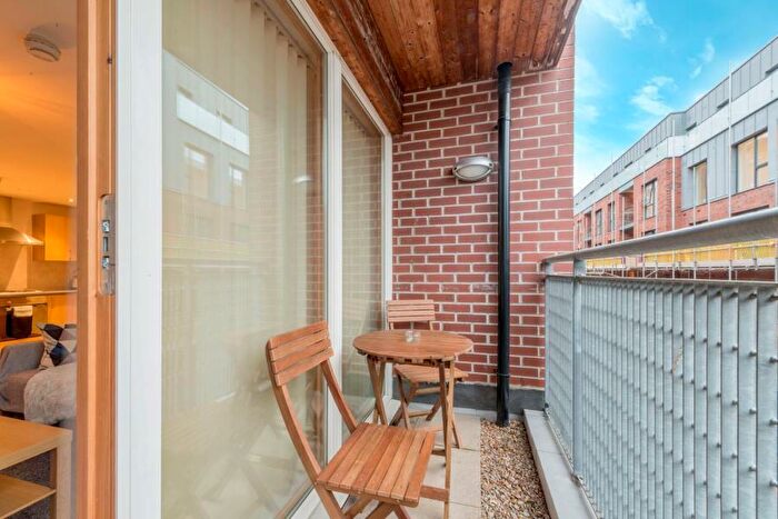 2 Bedroom Apartment To Rent In Northern Angel, Manchester, M4