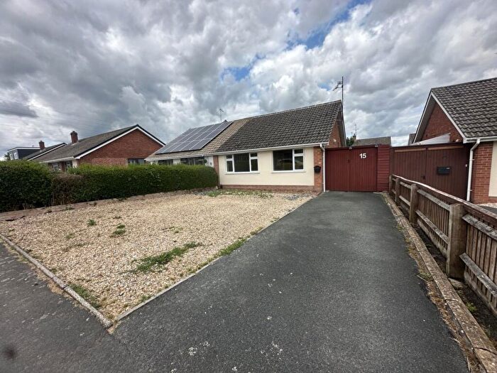 3 Bedroom End Of Terrace House To Rent In Springbank Road, Cheltenham, GL51