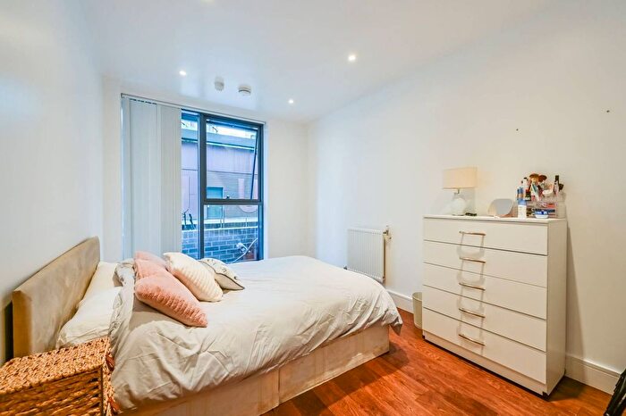 1 Bedroom Flat To Rent In New Century House, Royal Docks, London, E16