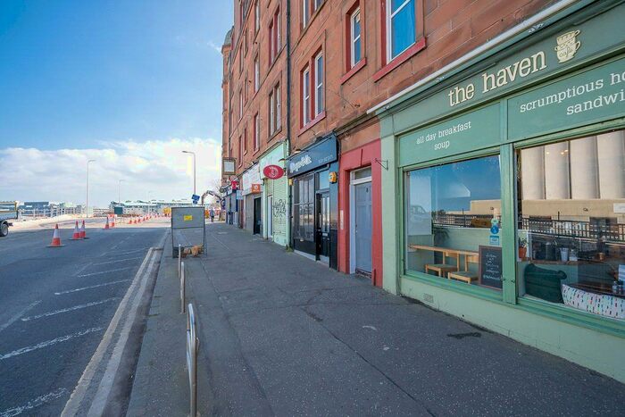 2 Bedroom Flat To Rent In Anchorfield, Newhaven, Edinburgh, EH6