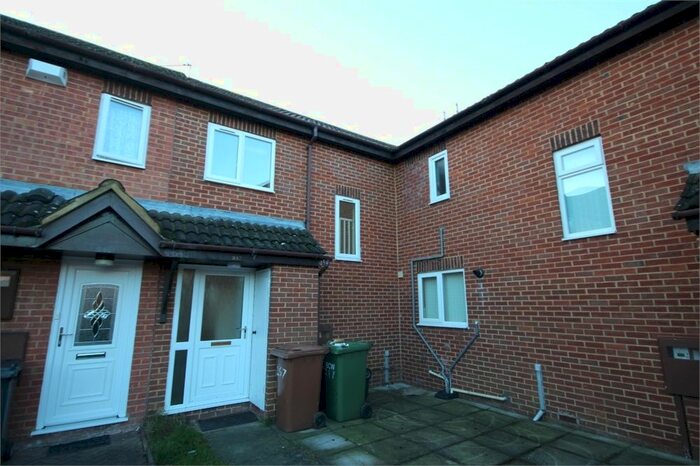 3 Bedroom Terraced House To Rent In Senwick Drive, Wellingborough, Northamptonshire NN8
