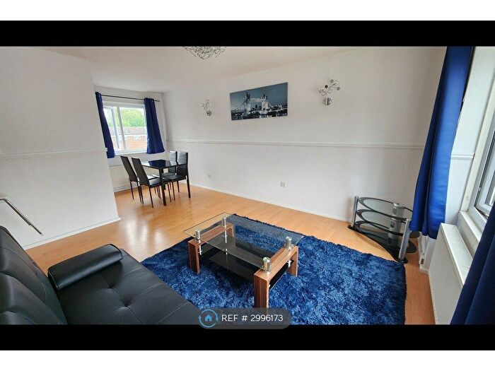 1 Bedroom Flat To Rent In Bullace Croft, Birmingham, B15
