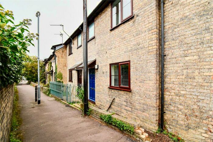 2 Bedroom Terraced House To Rent In Orchard Court, Orchard Street, Cambridge, CB1