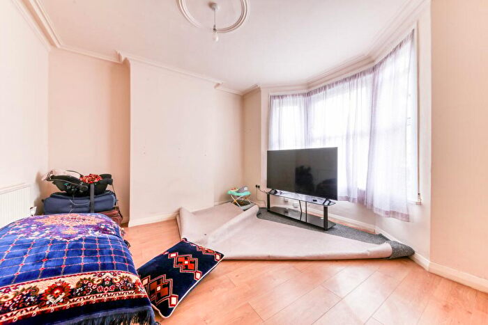 3 Bedroom Terraced House For Sale In Croydon, CR0