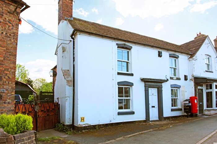 2 Bedroom Semi-Detached House To Rent In Woodhouse Lane, Telford, TF4