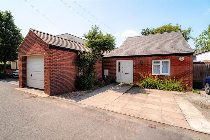 3 Bedroom Detached House To Rent In Wellesley Road, Cheltenham, GL50