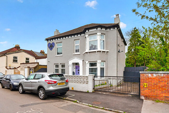 Studio To Rent In Boswell Road, Thornton Heath, CR7