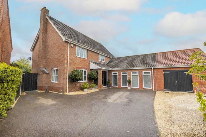 4 Bedroom Detached House To Rent In Greenacres, Little Melton, NR9