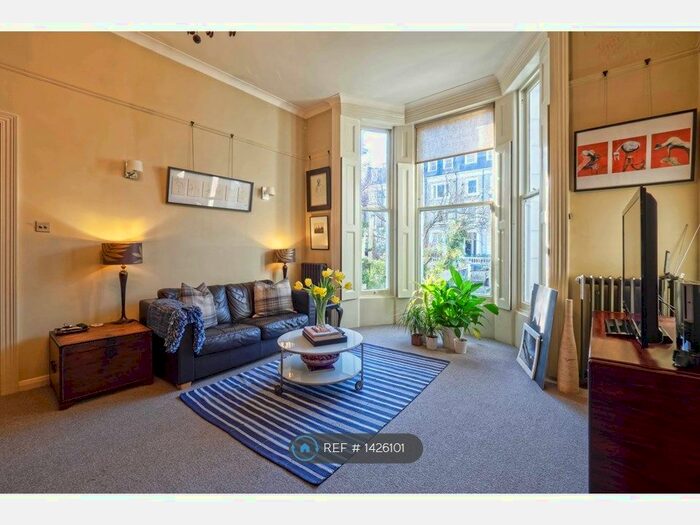 2 Bedroom Flat To Rent In Elsham Road, London, W14