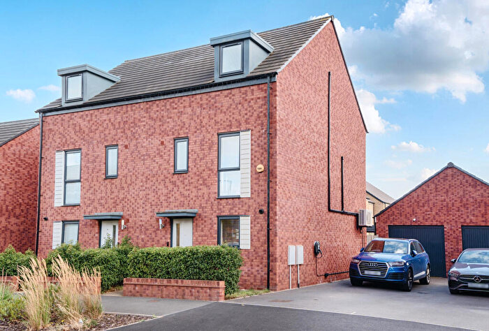 4 Bedroom Semi-Detached House For Sale In Minett Road, Yate, Bristol, Gloucestershire, BS37