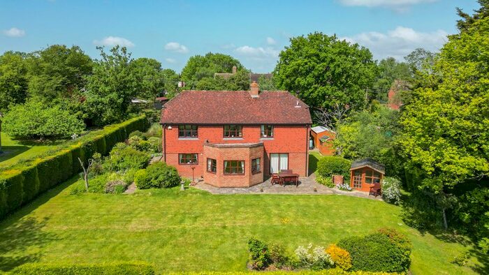 5 Bedroom Detached House For Sale In Lomas Lane, Sandhurst, Cranbrook, TN18